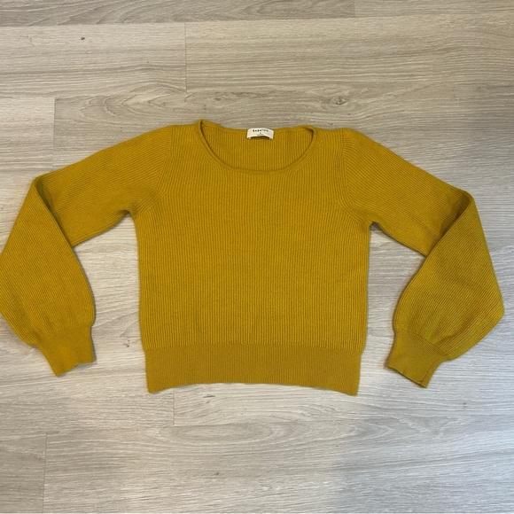 Aritzia Babaton Women's Mustard Yellow Wool Blend Sweater with Balloon Sleeve -S - Picture 1 of 9